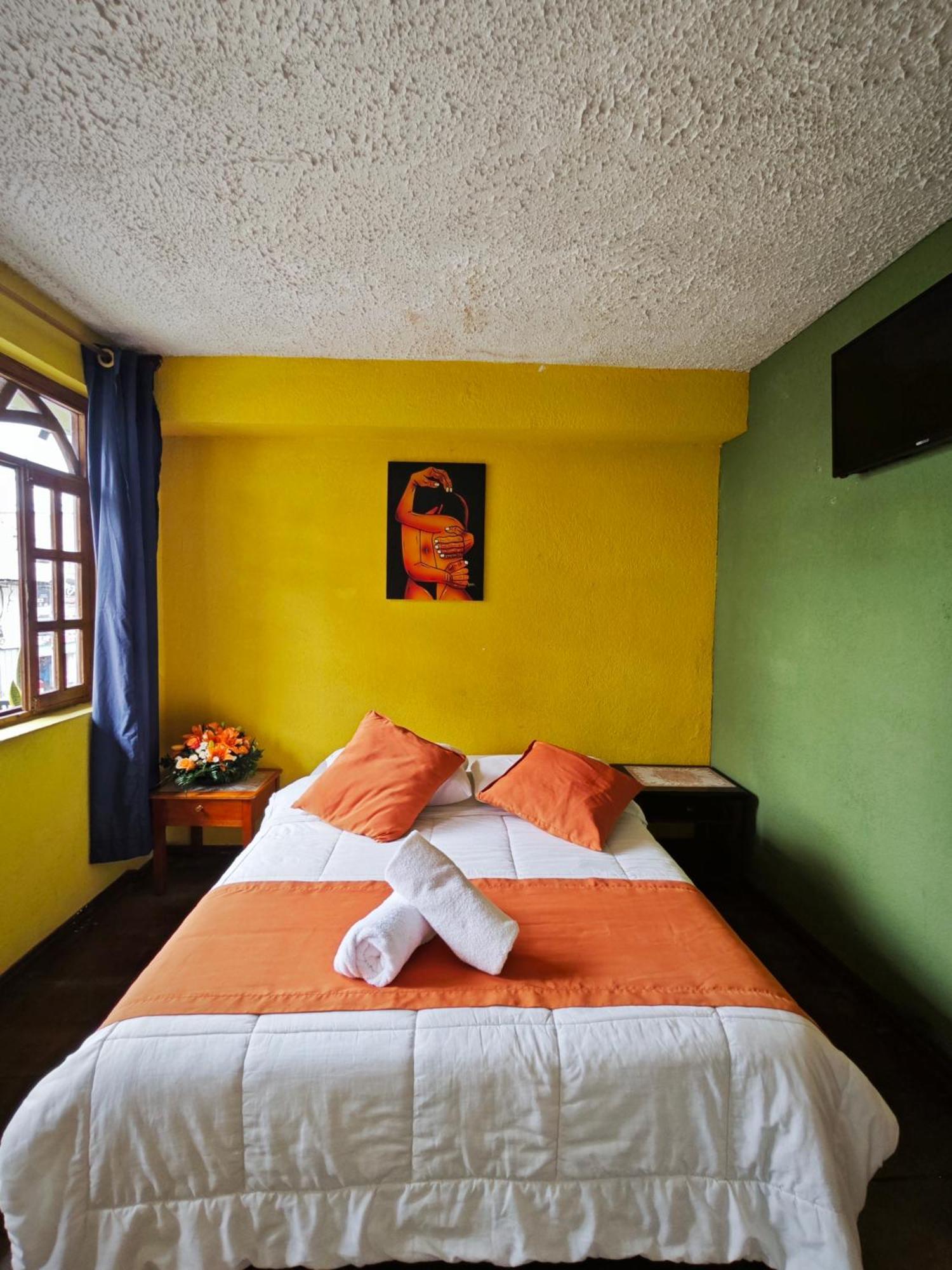 Garden House Hostal Baños Esterno foto