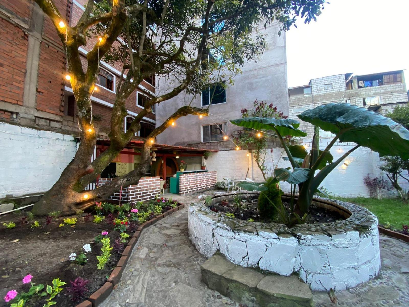 Garden House Hostal Baños Esterno foto