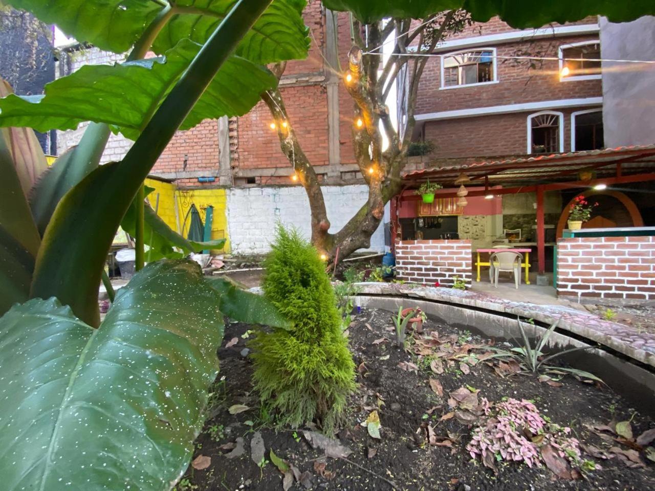 Garden House Hostal Baños Esterno foto